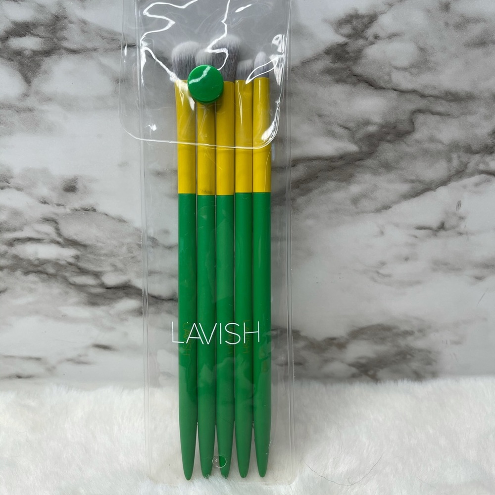 🌸 LAVISH Essential Eye Brushes Collection 🌸 - Picture 4 of 6